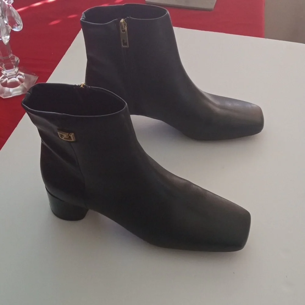 Women's Franco Sarto Black Ankle Boots - Picture 6 of 8
